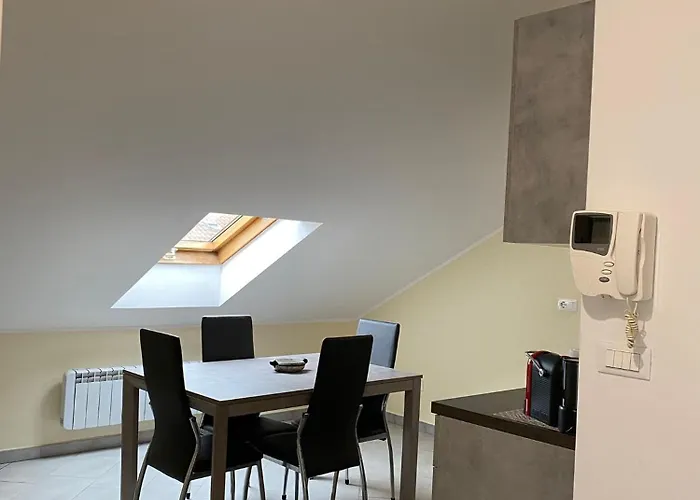 Splendid Mansarda Issiglio - San Paolo - Parco Ruffini Apartment *