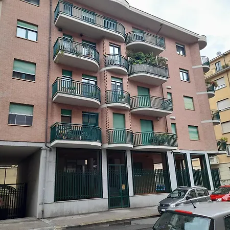 Splendid Mansarda Issiglio - San Paolo - Parco Ruffini * טורינו